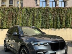 Фото авто BMW X7