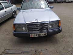 Фото авто Mercedes-Benz W124