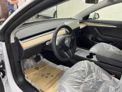 Сүрөт унаа Tesla Model 3