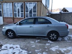 Сүрөт унаа Toyota Avensis