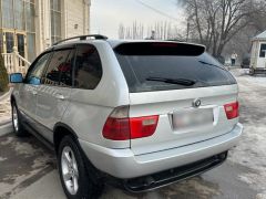 Photo of the vehicle BMW X5