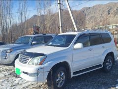 Photo of the vehicle Lexus GX