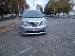 Сүрөт унаа Toyota Alphard