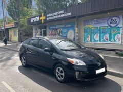 Фото авто Toyota Prius