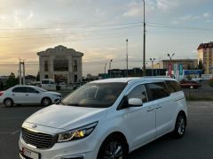 Фото авто Kia Carnival