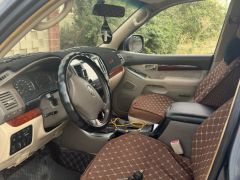 Сүрөт унаа Toyota Land Cruiser Prado