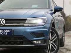 Фото авто Volkswagen Tiguan