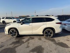 Сүрөт унаа Toyota Highlander