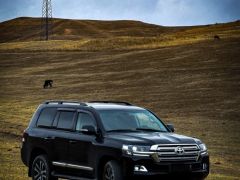 Сүрөт унаа Toyota Land Cruiser