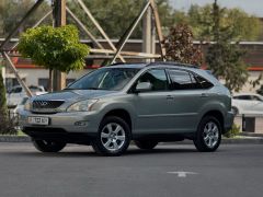 Photo of the vehicle Lexus RX