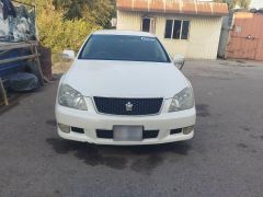 Сүрөт унаа Toyota Crown