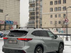 Сүрөт унаа Toyota Highlander