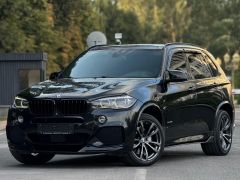 Photo of the vehicle BMW X5