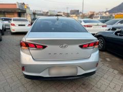 Photo of the vehicle Hyundai Sonata