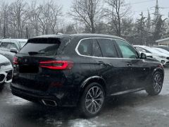 Photo of the vehicle BMW X5