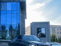 Сүрөт унаа Mercedes-Benz E-Класс