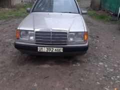 Сүрөт унаа Mercedes-Benz W124