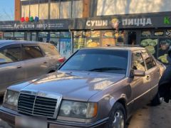 Фото авто Mercedes-Benz W124