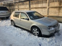 Фото авто Volkswagen Golf