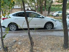 Сүрөт унаа Hyundai Solaris