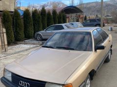 Photo of the vehicle Audi 100