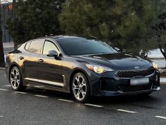 Photo of the vehicle Kia Stinger