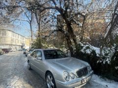 Фото авто Mercedes-Benz E-Класс