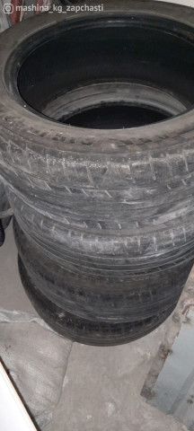 Tires - Продаю шину 215/55 R17