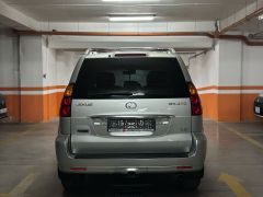 Photo of the vehicle Lexus GX