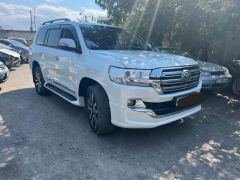 Сүрөт унаа Toyota Land Cruiser