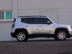 Сүрөт унаа Jeep Cherokee