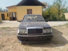 Сүрөт унаа Mercedes-Benz W124