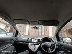 Сүрөт унаа Toyota Wish