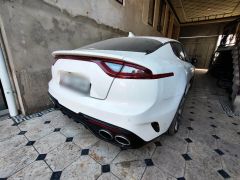 Сүрөт унаа Kia Stinger