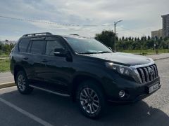 Сүрөт унаа Toyota Land Cruiser Prado