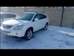 Photo of the vehicle Lexus RX