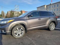 Photo of the vehicle Toyota Highlander