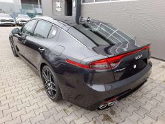 Фото авто Kia Stinger