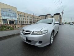 Фото авто Honda Accord