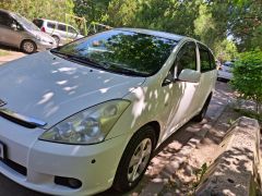 Сүрөт унаа Toyota Wish