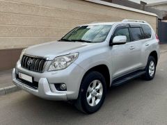 Сүрөт унаа Toyota Land Cruiser Prado