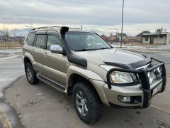 Photo of the vehicle Toyota Land Cruiser Prado