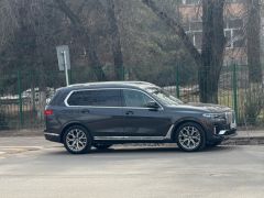 Фото авто BMW X7