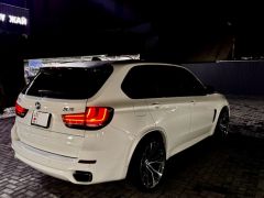 Photo of the vehicle BMW X5