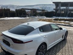 Сүрөт унаа Kia Stinger