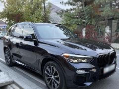 Photo of the vehicle BMW X5