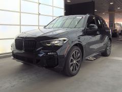 Photo of the vehicle BMW X5