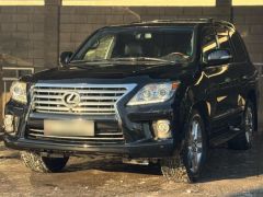 Photo of the vehicle Lexus LX