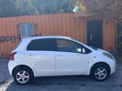 Сүрөт унаа Toyota Vitz