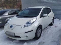 Фото авто Nissan Leaf